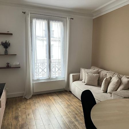 Le Voltaire Apartment - Paris Center Bagian luar foto