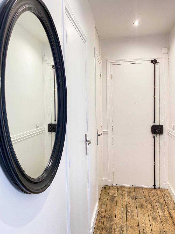 Le Voltaire Apartment - Paris Center Bagian luar foto