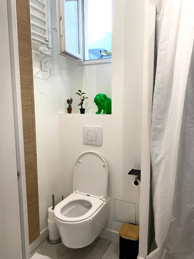 Le Voltaire Apartment - Paris Center Bagian luar foto