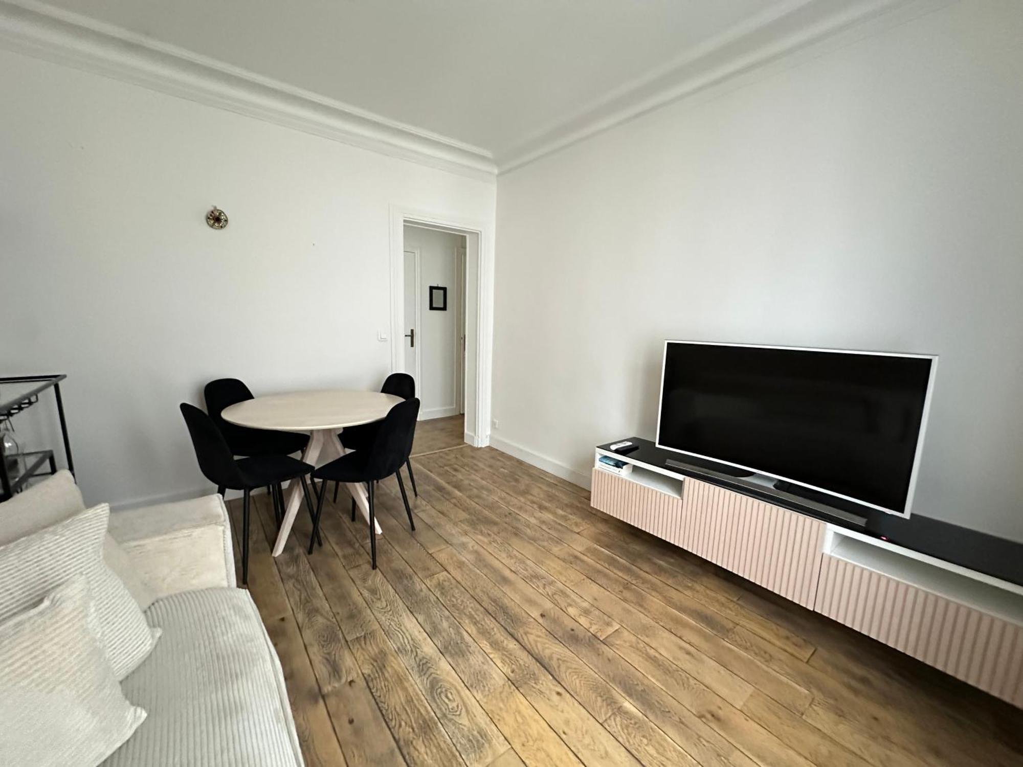 Le Voltaire Apartment - Paris Center Bagian luar foto